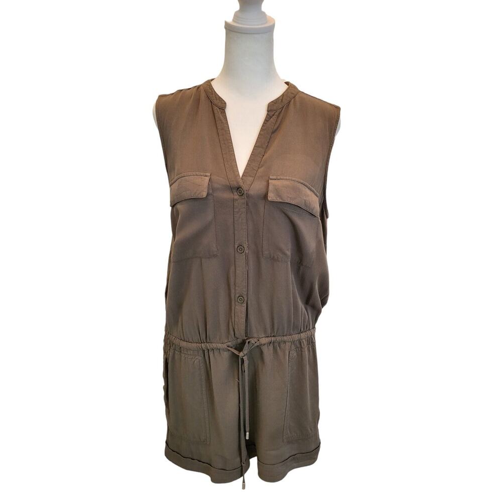 MOSSIMO W Sz Lg Sleeveless Olive Green Button Up Romper Shorts with pockets 0496